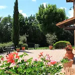 Il Colombaio Winery Farma Monteriggioni
