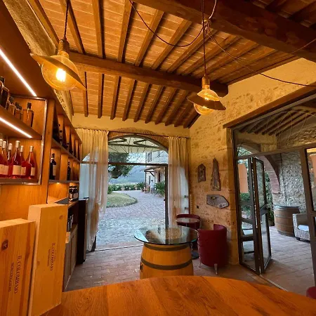 Il Colombaio Winery & Farm stay Monteriggioni