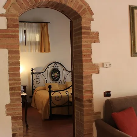 Il Colombaio Winery & Farm stay Monteriggioni