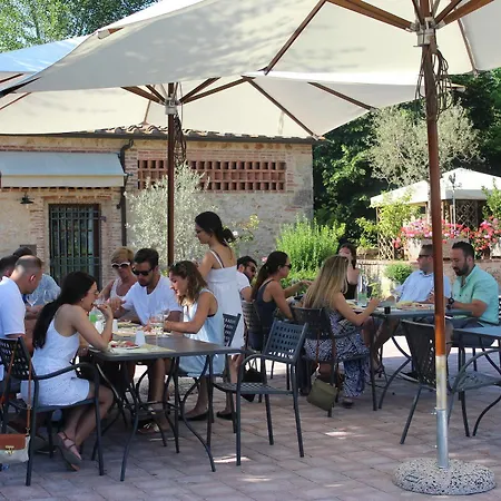 Il Colombaio Winery Фермерский дом