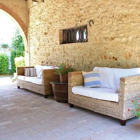 Il Colombaio Winery Монтериджиони