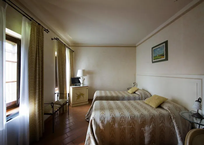 农家乐 Il Colombaio Winery & 蒙特里久尼